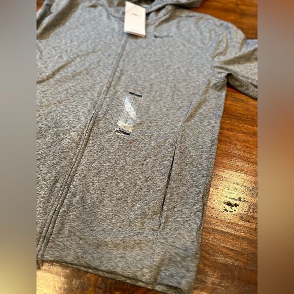 NWT!Nike Dri-Fit Hoodie Full Zip Hyperdry Transcend Black/Heather Size S - Picture 10 of 14